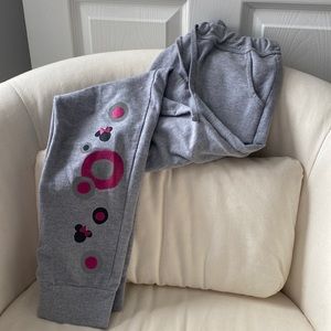 Women’s Minnie mouse gray sweatpants